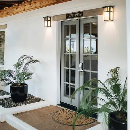 Cottage Inn & Spa-2